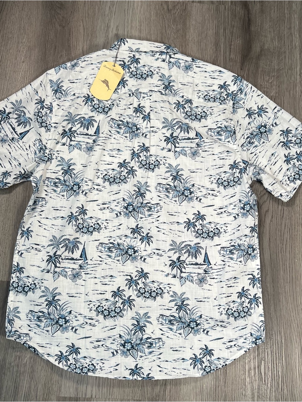 New Tommy Bahama Hawaiian Shirt All Over Print ST327522TX Men's M White Sailboat - Picture 3 of 7